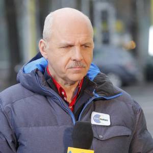 Wpadka prezentera pogody. Przed kamerę nagle wtargnął obcy człowiek