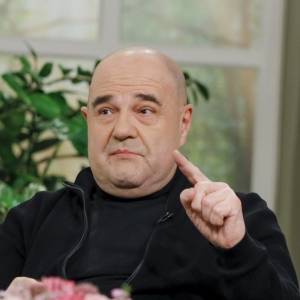 Cezary Żak ma dwie dorosłe córki. Czym się zajmują?