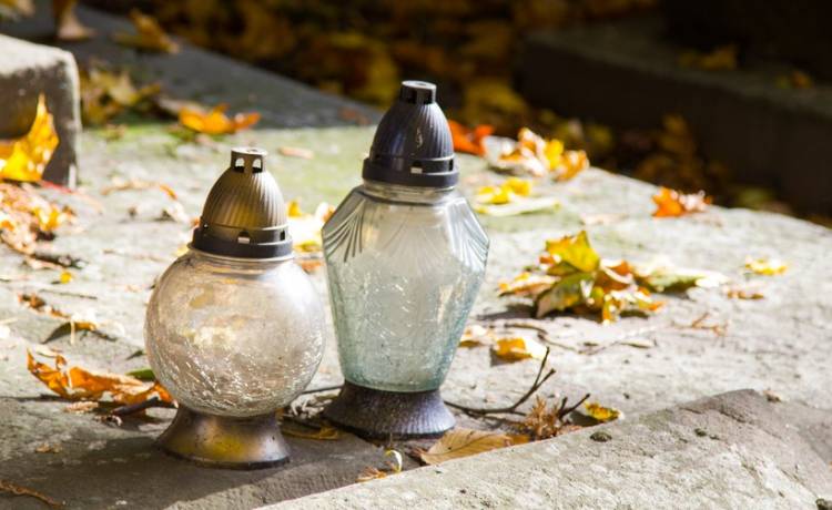 Kiedy Wszystkich Świętych 2024? Zdjęcie ilustracyjne/ Shutterstock