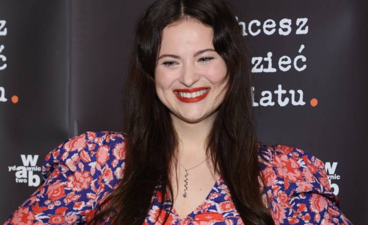 Odważne kadry Martyny Kaczmarek. Nago bawi się na Teneryfie [FOTO]