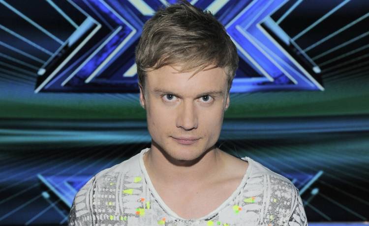 Co się stało z "utalentowanym przystojniakiem" z programu "X Factor"?