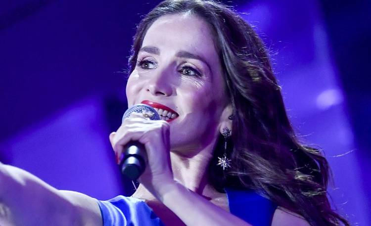 Natalia Oreiro z synem. Tak wygląda pociecha gwiazdy "Zbuntowanego anioła" [WIDEO]