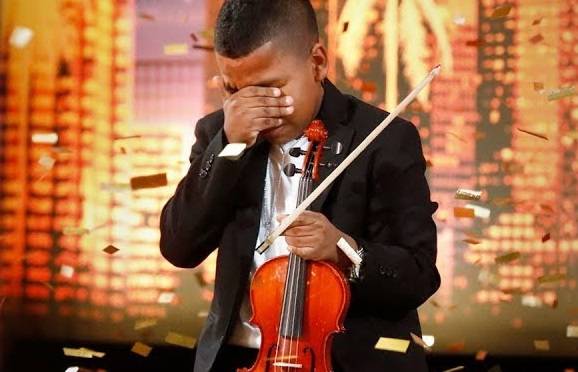 Wzruszający występ jedenastolatka w "Mam Talent"! Jeden z jurorów zdecydował się go uhonorować [WIDEO]