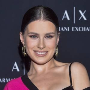 Gwiazda "365 dni" bałamuci nagim biustem! Anna-Maria Sieklucka w swoim żywiole? [FOTO] 