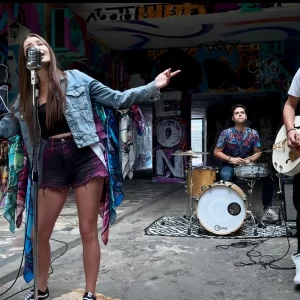 Tak brzmi najnowszy signiel Kornelii i MYK'a! To będzie nowy hit jesieni?