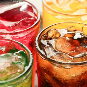 Szokujące wyniki badań. Te napoje zwiększają ryzyko cukrzycy 