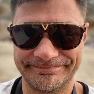 Arka Kocika z "Królowych życia" podejrzewano o morderstwo. Cztery jego dziewczyny nie żyją