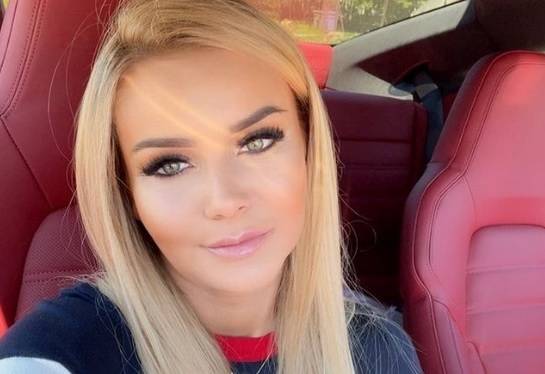 Monika Chwajoł i Caroline Derpienski spotkały się w samolocie. "To był spokojny lot" [FOTO]