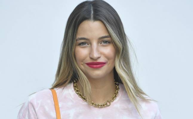 Julia Wieniawa w topie odsłaniającym fragment piersi. Tak świętowała kolejny sukces!