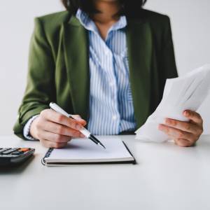 Na jaką kwotę zadłużeni są Polacy? Dane zwalają z nóg 