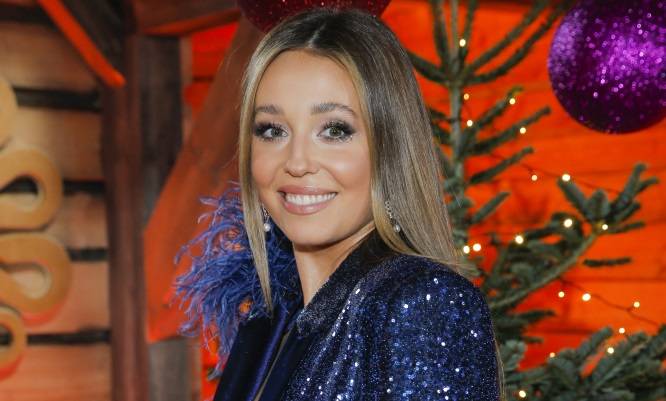 Izabella Krzan na prywatnym kadrze. Pokazała, jak wygląda jej mama. "Dwie ślicznotki"