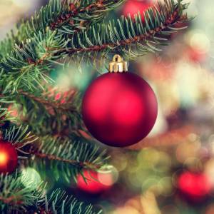 Święta powoli się kończą. Kiedy najlepiej rozebrać choinkę?