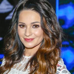 Uwodzicielska Ewelina Lisowska w bikini. Odsłoniła swoje tatuaże 