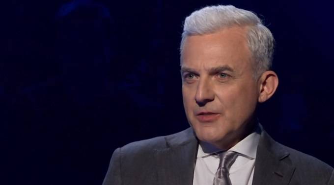 Milionerzy. Człowiek wytwarza średnio litr śliny na dobę. A krowa? Kiedy Edison wynalazł żarówkę?