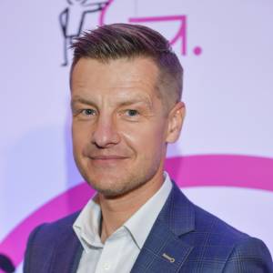 Rafał Mroczek wziął ślub! Pokazał w sieci zdjęcie [FOTO]