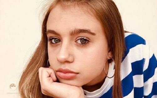 Córka Anny Przybylskiej wzruszająco do zmarłej mamy. Wpis Oliwii Bieniuk chwyta za serce! 