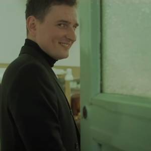 Dawid Podsiadło zdradza, jak wyglądają kulisy jego trasy koncertowej. Nagranie opublikował w sieci [WIDEO]