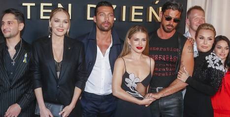 Gwiazda "365 dni" eksponuje ciążowy brzuszek. "Wygląda Pani kwitnąco"