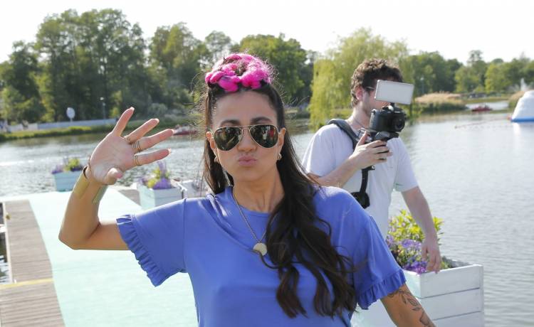 Maja Hyży ma na ciele ogromnego pawia! Wokalistka pochwaliła się nowym tatuażem. "Bolało, ale warto było" [FOTO]