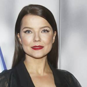 Joanna Jabłczyńska pozuje bez biustonosza. "Jak milion dolarów" - komplementują internauci [FOTO]