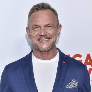 Cezary Pazura nie przemyślał swojej publikacji? Jego żona błyskawicznie zareagowała na archiwalne zdjęcia! [FOTO]