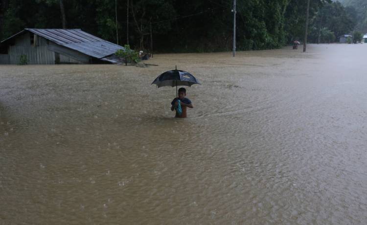 Cyklon Bhola był koszmarem. To przez niego zginęło najwięcej ludzi 