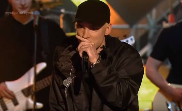"Twoja twarz brzmi znajomo 13". Filip Gurłacz jako Eminem! To będzie prawdziwy ogień!