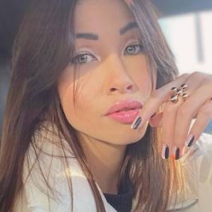 Żaklina z "Top Model" na gorących fotografiach w bikini. "Jaka forma!" - komentują zachwyceni fani