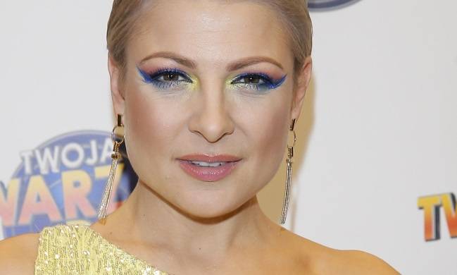 Magdalena Narożna z zespołu Piękni i Młodzi poinformowała o zabiegu. "Dbajcie o siebie"