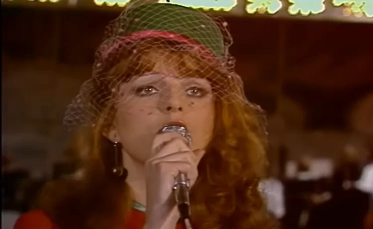 Przeboje zespołu 2 plus 1 śpiewali wszyscy. Jak się czuje Elżbieta Dmoch?