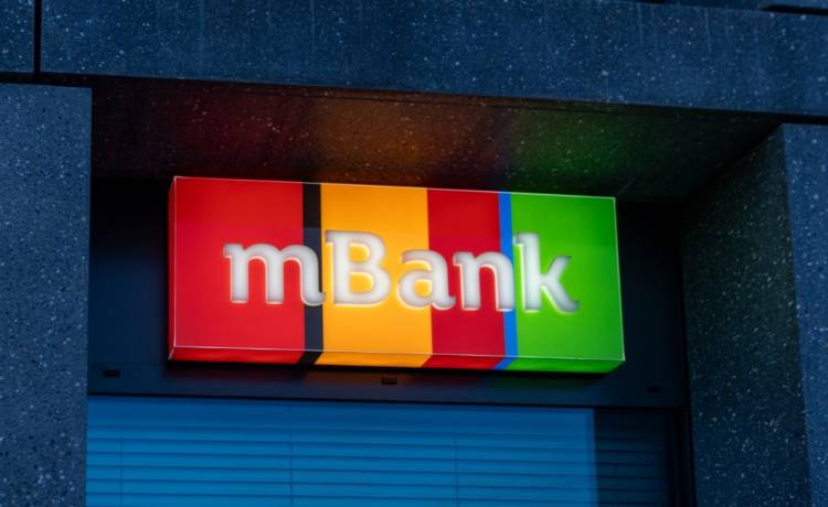 Komunikat od mBanku, fot. Shutterstock