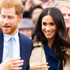 Książę Harry i księżna Meghan pokazali syna. Mały Archie jest bardzo podobny do taty! [ZDJĘCIA]