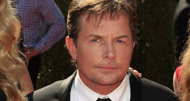 Gwiazdor "Powrotu do przyszłości" upadł podczas spotkania z fanami. Chory na Parkinsona Michael J. Fox otrzymał pomoc na scenie [WIDEO]