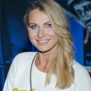 Joanna Moro chwali się tanecznymi umiejętnościami na plaży. Aktorka zachwyciła internautów