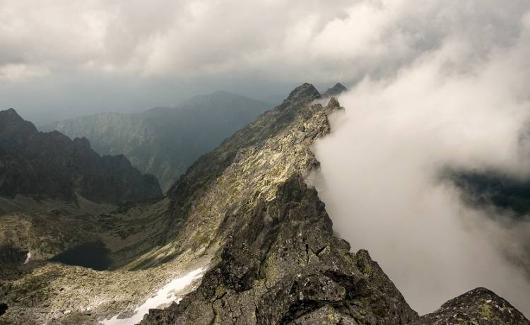 Szlaki w Tatrach zamknięte. Turysto, nie planuj wycieczek w te miejsca!
