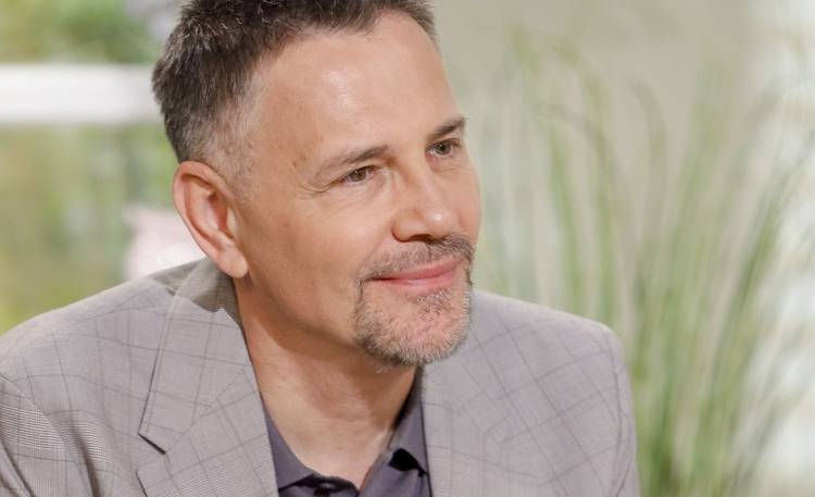 Krzysztof Ibisz z byłą i obecną żoną na nowym nagraniu. Tak wspólnie celebrowali ważny czas [WIDEO]