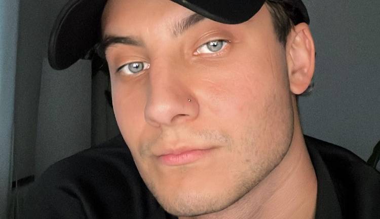 Adam Boguta z "Love Island" z nową sympatią? Pokazał zdjęcia z górskiej wycieczki! "Fajnie razem wyglądacie"