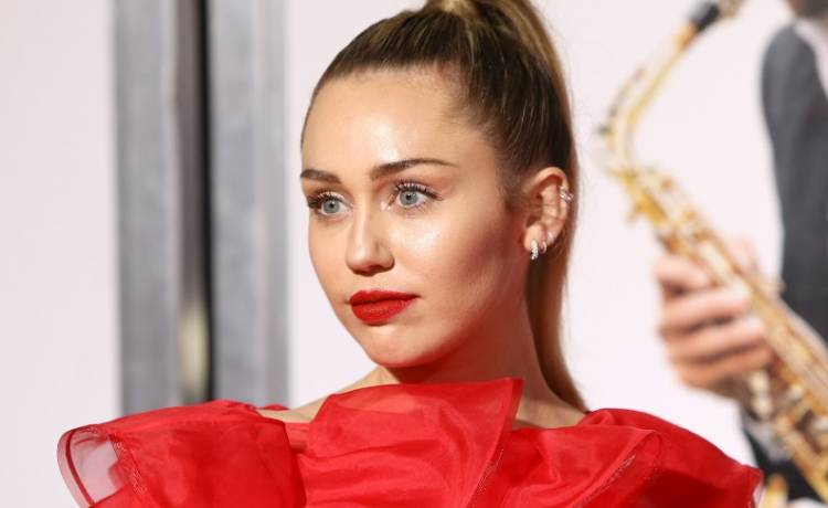 Miley Cyrus o rozwodzie. Wokalistka opublikowała emocjonalny wpis