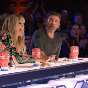 Publiczność nie mogła opanować wzruszenia... Złoty przycisk w "Mam Talent"! [WIDEO]