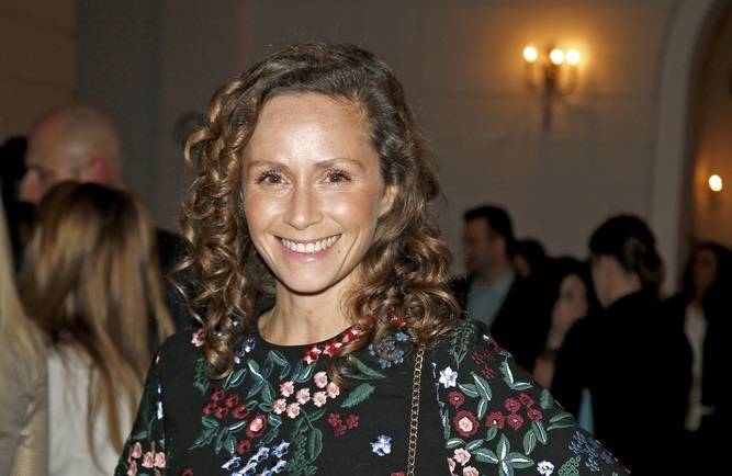 Monika Mrozowska w skąpym bikini. Tak po trzech ciążach wygląda ciało gwiazdy "Rodziny zastępczej"