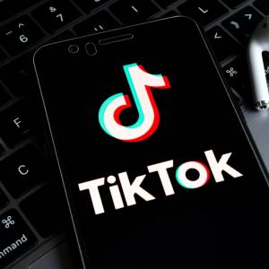 Dłuższe filmy na TikToku. Twórcy mogą sporo na nich zarobić