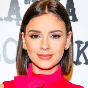 Klaudia Halejcio nago. Gwiazda na zdjęciu prosto z wanny