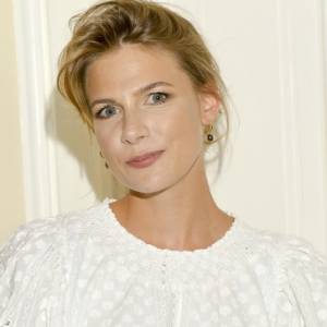 Marta Wierzbicka w sportowym stroju odsłania szczupłe ciało. Fani: "Figura perfekcyjna" [ZDJĘCIA]