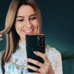 Sara z "Rolnik szuka żony" została mamą! Pokazała nowe zdjęcie z maluchem. "Już w pełnym składzie"