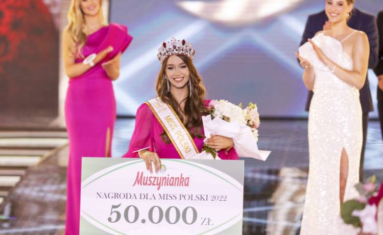 Miss Polski 2022 wybrana! Kim jest zdobywczyni srebrnej korony? [FOTO]