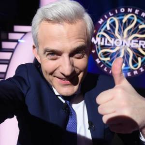 Milionerzy: W jakim języku ukazuje się w oryginale "Thorgal" Rosińskiego? Czym są hot rody?