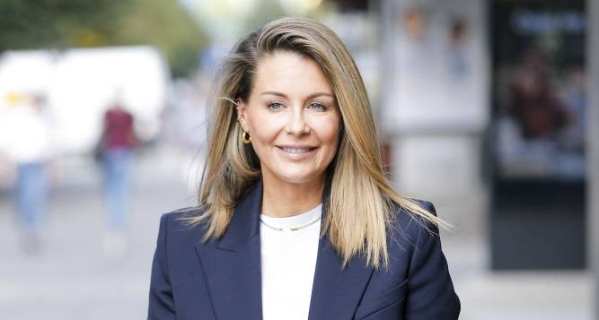 Małgorzata Rozenek-Majdan w bikini. Na pierwszym planie pośladki. Rozpętała się burza