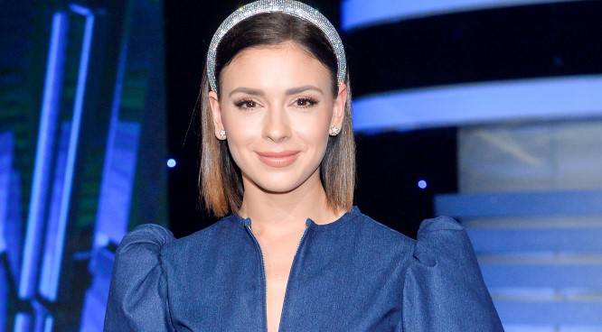 Klaudia Halejcio zapozowała w zmysłowym body. Pod zdjęciem aktorki posypały się komentarze 