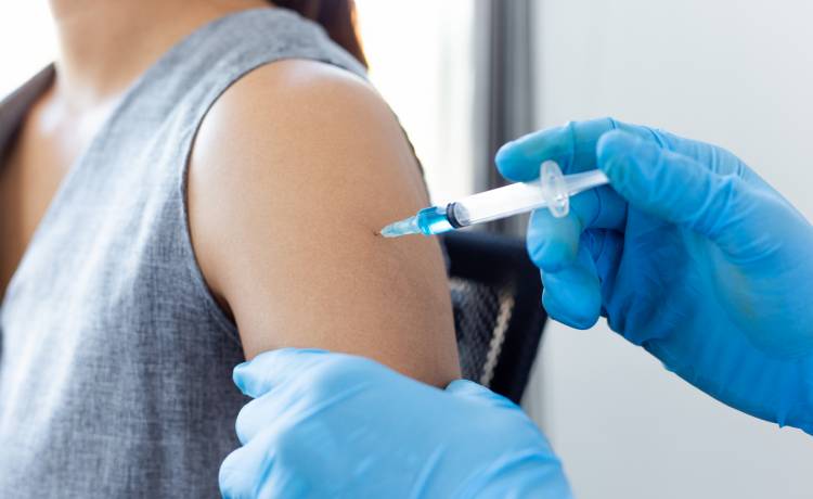 Na horyzoncie koniec corocznych szczepień. Uniwersalna szczepionka będzie wybawieniem? Wielkie odkrycie naukowców