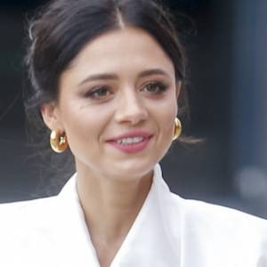 Adriana Kalska w sukni z prześwitami. Od tej kreacji trudno oderwać wzrok! 